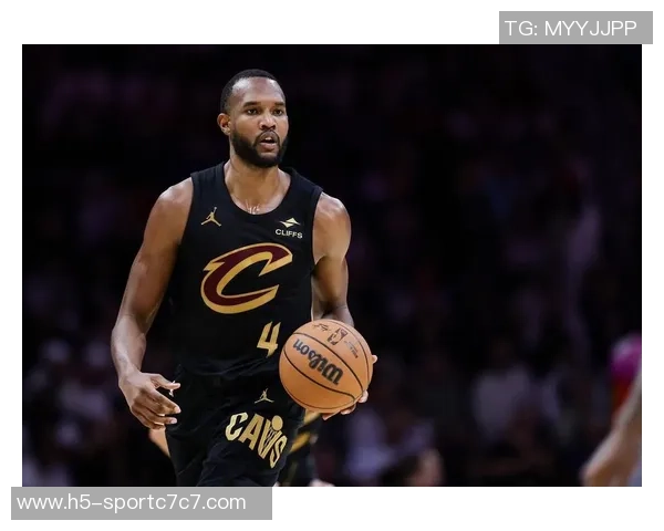 小莫布里表现起伏9投4中贡献14分6篮板6助攻1盖帽